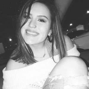 Meet your Posher, Anna blake